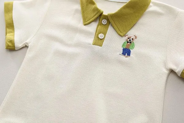 Cream_Trendy_&_Comfortable_Bear_Shorts_Set_For_Boys