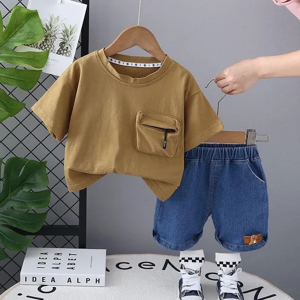 Brown_Trendy_&_Comfortable_T-Shirt_Denim_Shorts_For_Boys