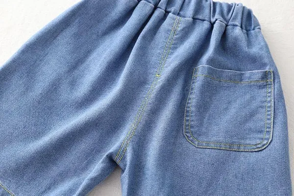 Cream_Trendy_&_Comfortable_Teddy_Bear_Denim_Shorts_For_Boys
