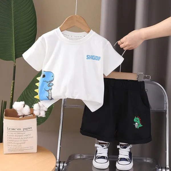 White_Trendy_&_Comfortable_Animal_Lover/Shorts_Set_For_Boys