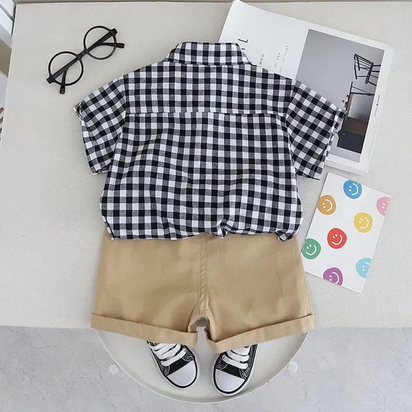 Black_Trendy_&_Comfortable_Apple_Shorts_Set_For_Boys