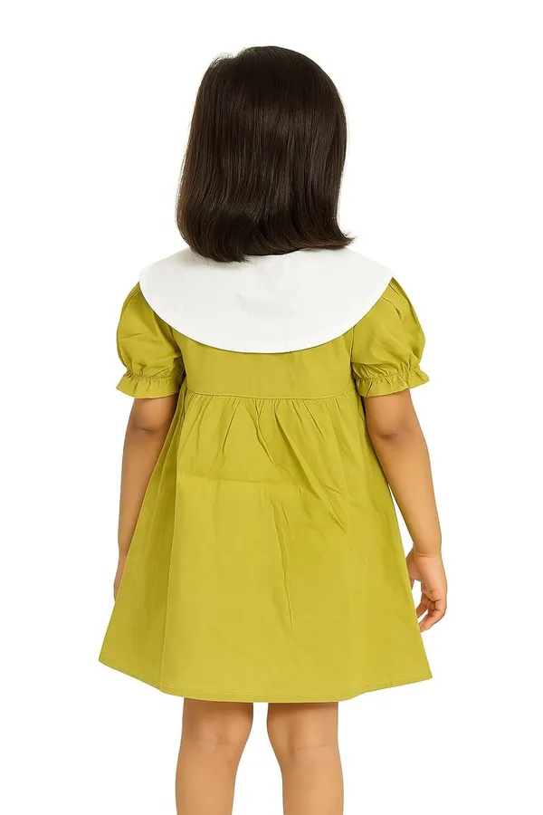 Green_Trendy_&_Comfortable_Classic_Charm_Stripped_Shorts_Set_For_Girls