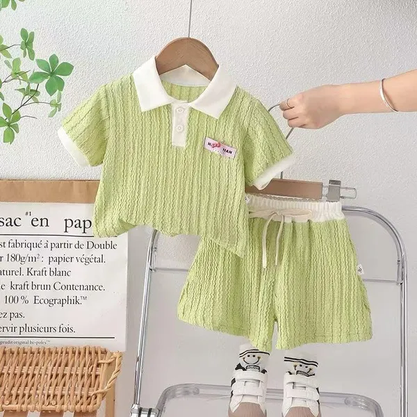 Green_Solid_Cotton_T-Shirt_With_Shorts_For_Baby_Girls