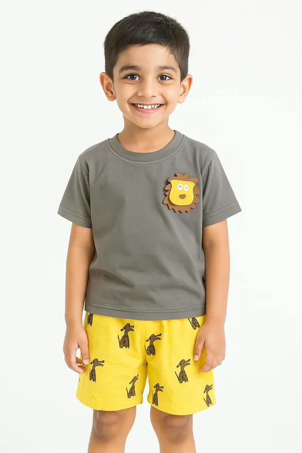 Grey_Trendy_&_Comfortable_Lion_Tee_&_Giraffe_Print_Shorts_Set_For_Boys