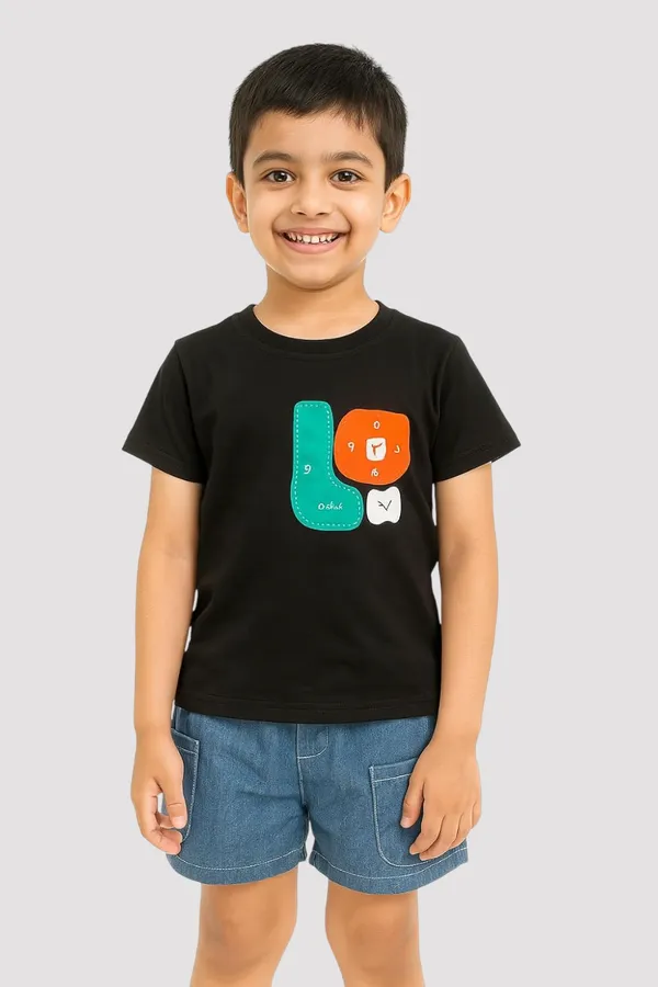 Black_Trendy_&_Comfortable_Color_Block_Craze_Graphic_Tee_&_Denim_Shorts_Set_For_Boys