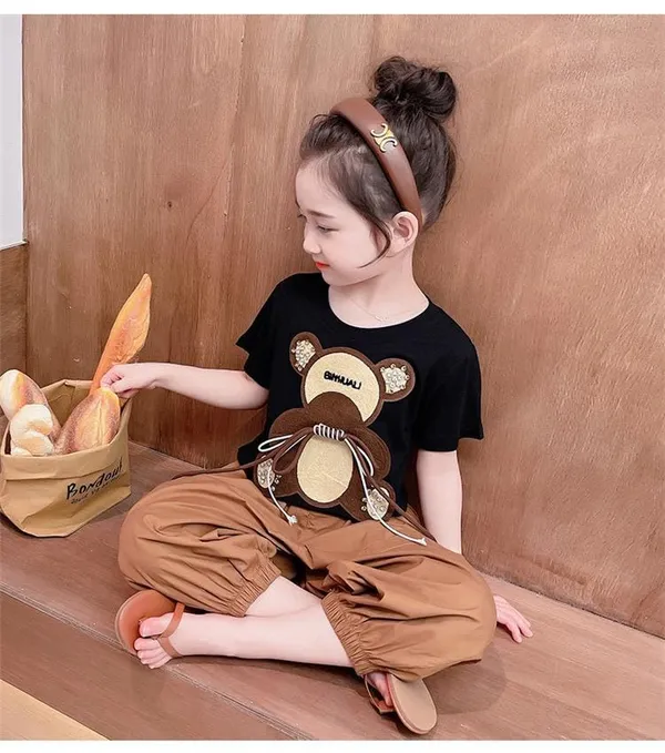Black_Trendy_&_Comfortable_Bear_Pant_Set_For_Girls
