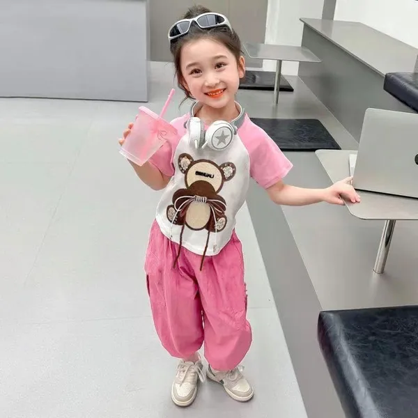 Pink_Trendy_&_Comfortable_Bear_Pant_Set_For_Girls