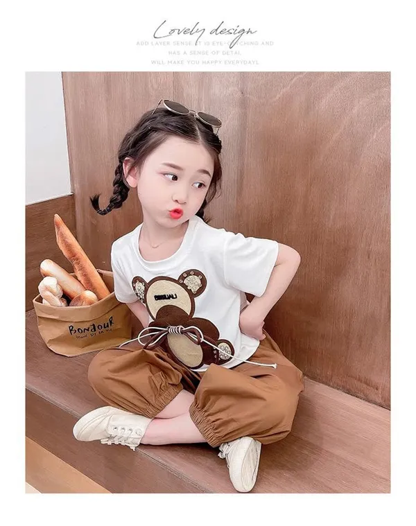White_Trendy_&_Comfortable_Bear_Pant_Set_For_Girls