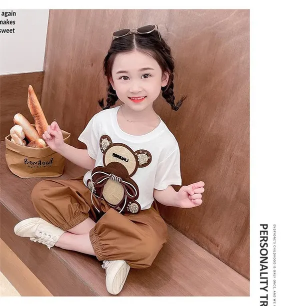 White_Trendy_&_Comfortable_Bear_Pant_Set_For_Girls