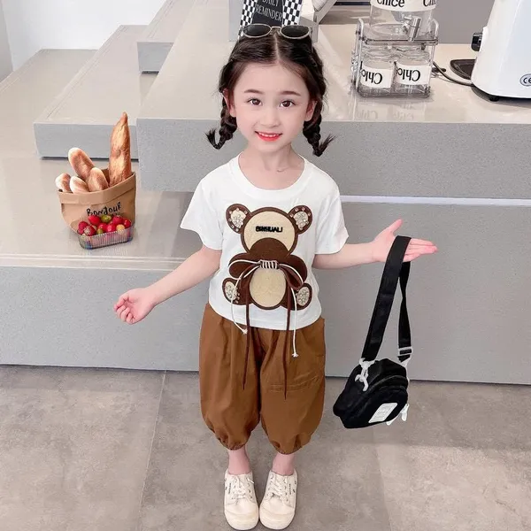White_Trendy_&_Comfortable_Bear_Pant_Set_For_Girls