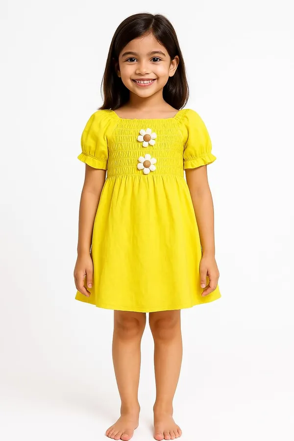 Green_Trendy_&_Comfortable_Cheerful_Smocked_Top_With_Daisy_Detail_Dress_For_Girls