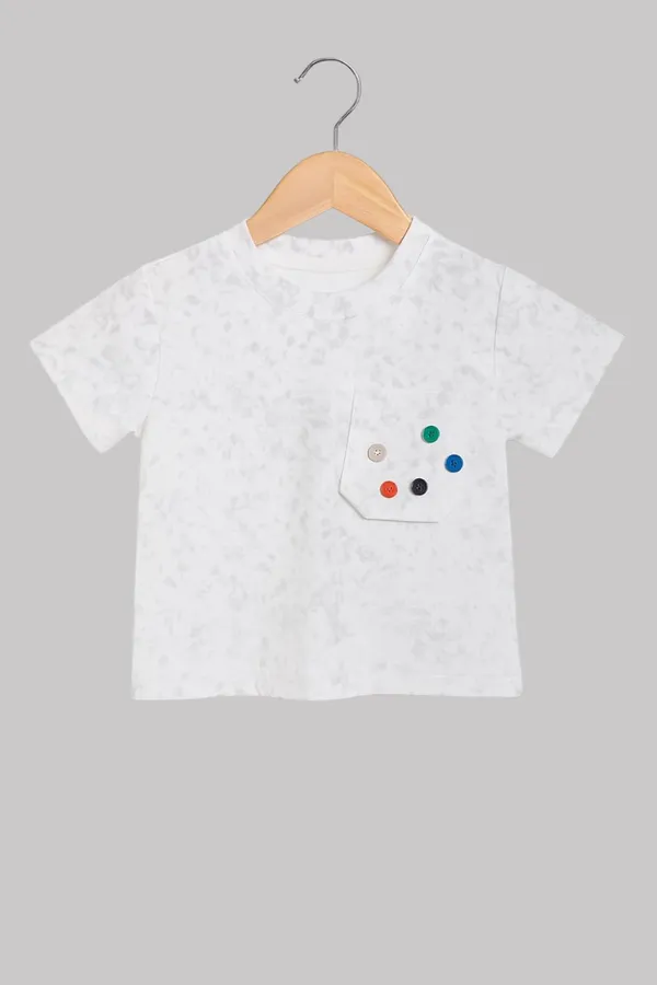 White_Trendy_&_Comfortable_Button_Pocket_Tee_&_Camo_Shorts_Set_For_Boys