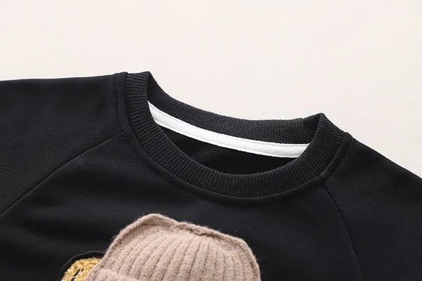 Black_Bear_Print_Sweatshirt_&_Jogger_Set_for_Boys/Girls