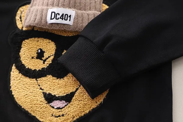 Black_Bear_Print_Sweatshirt_&_Jogger_Set_for_Boys/Girls