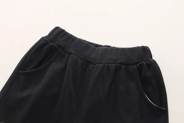 Black_Bear_Print_Sweatshirt_&_Jogger_Set_for_Boys/Girls
