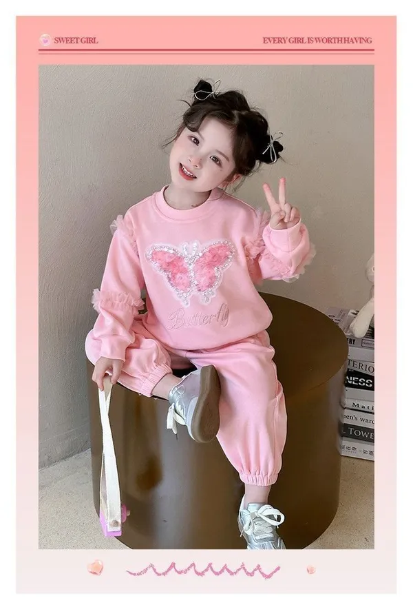 Butterfly_Sweatshirt_&_Jogger_Set_for_Girl