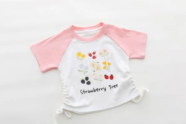 Pink_Trendy_&_Comfortable_Strawberry_Shorts_Set_For_Girls