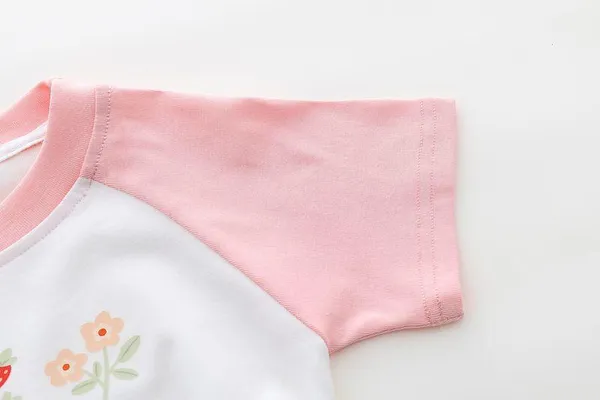 Pink_Trendy_&_Comfortable_Strawberry_Shorts_Set_For_Girls