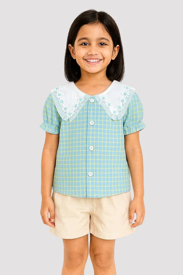 Green_Trendy_&_Comfortable_Daisy_Collar_Top_&_Shorts_Set_For_Girls