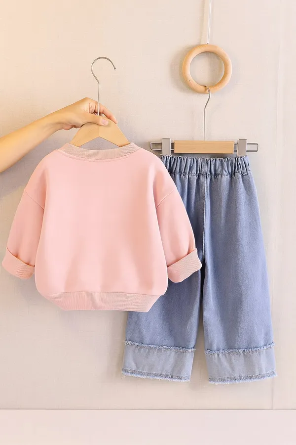 Pink_Bow_‘Sweet’_Sweatshirt_with_Denim_Pants_Set_for_Girls