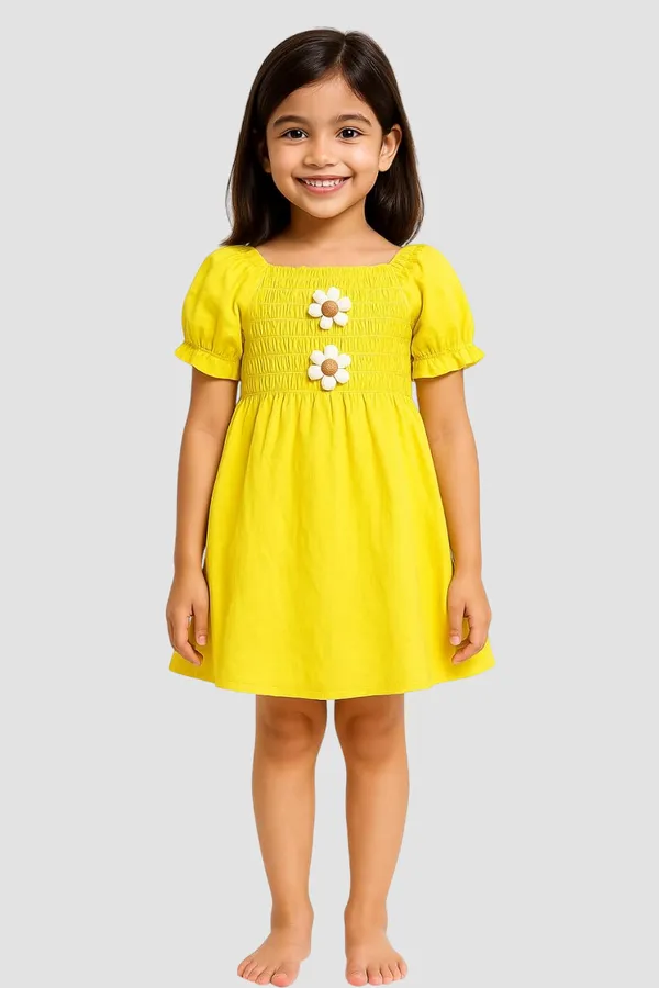 Green_Trendy_&_Comfortable_Cheerful_Smocked_Top_With_Daisy_Detail_Dress_For_Girls