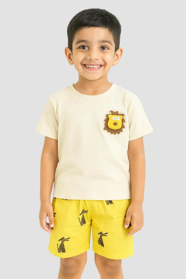 Brown_Trendy_&_Comfortable_Lion_Tee_&_Giraffe_Print_Shorts_Set_For_Boys
