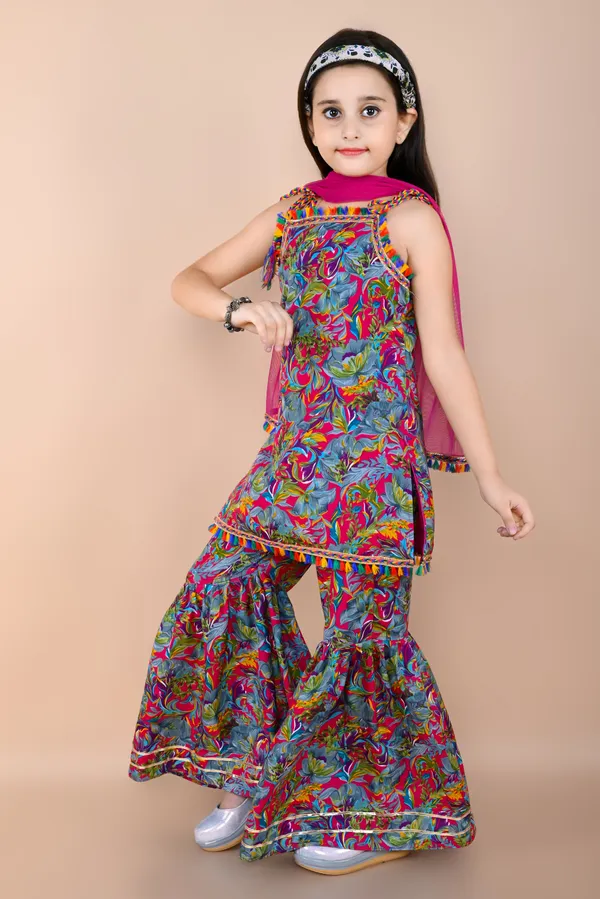 Polycotton_Printed_Square_Neck_Kurta_And_Palazzo_Set_For_Girls
