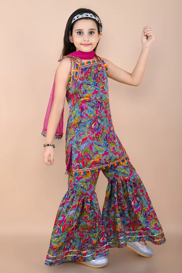 Polycotton_Printed_Square_Neck_Kurta_And_Palazzo_Set_For_Girls
