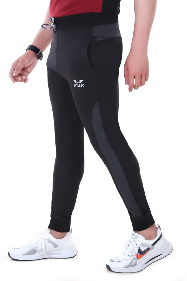 Black_Lycra_Blend_Solid_Track_Pants_For_Men