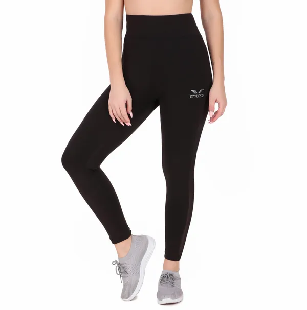 Black_Lycra_Blend_Solid_Tights_For_Women