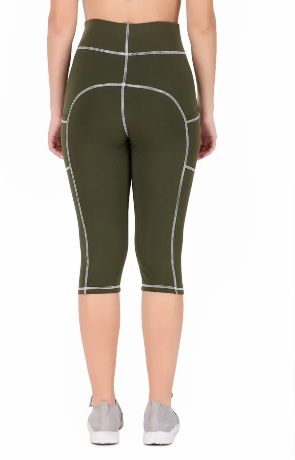 Dark_Green_Lycra_Blend_Capri_For_Women
