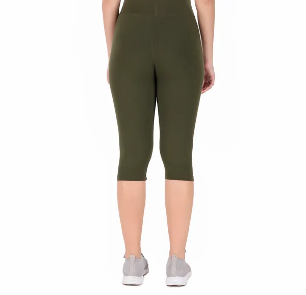 Dark_Green_Polyester_Capri_For_Women