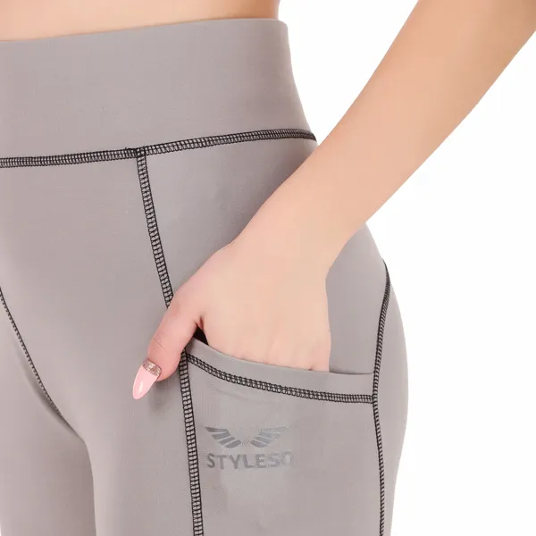 Grey_Lycra_Blend_Tights_For_Women