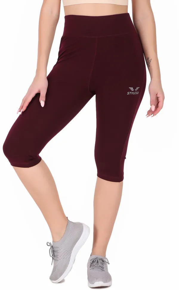 Maroon_Lycra_Blend_Capri_For_Women