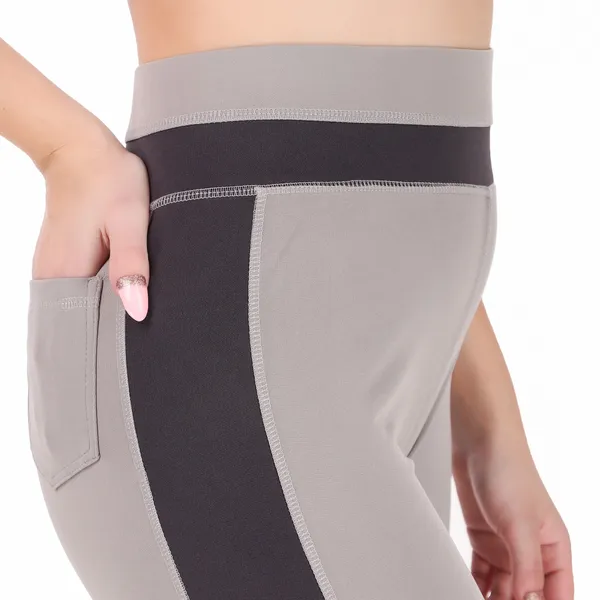 Grey_Lycra_Blend_Striped_Jegging_For_Women
