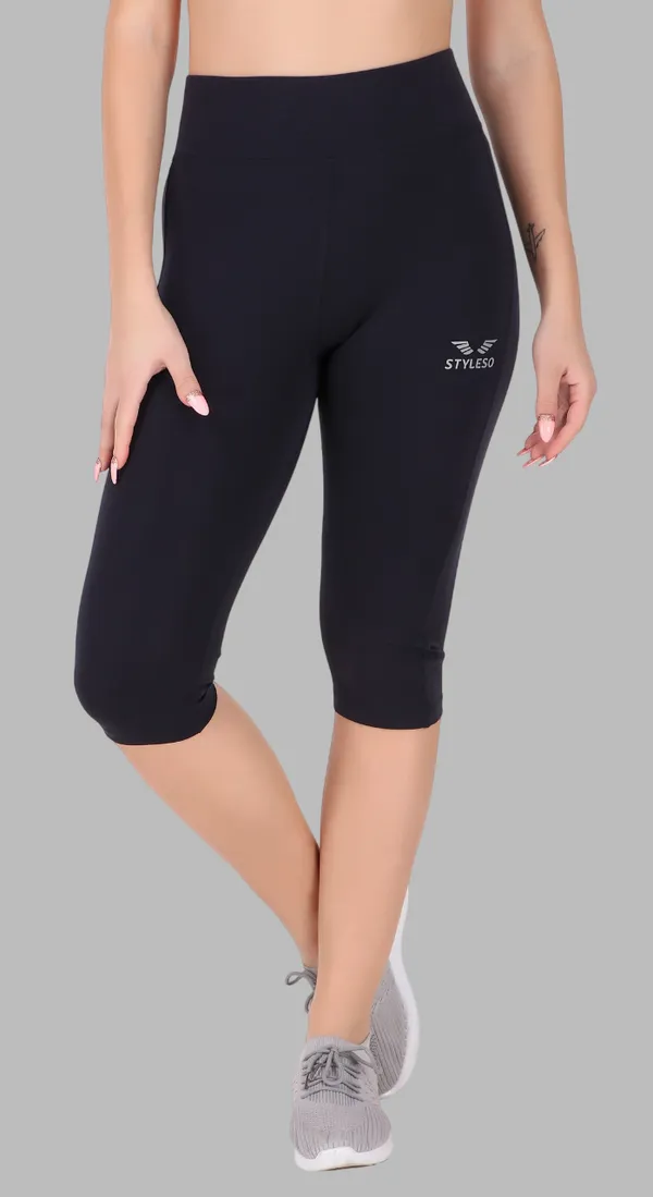 Blue_Lycra_Blend_Capri_For_Women