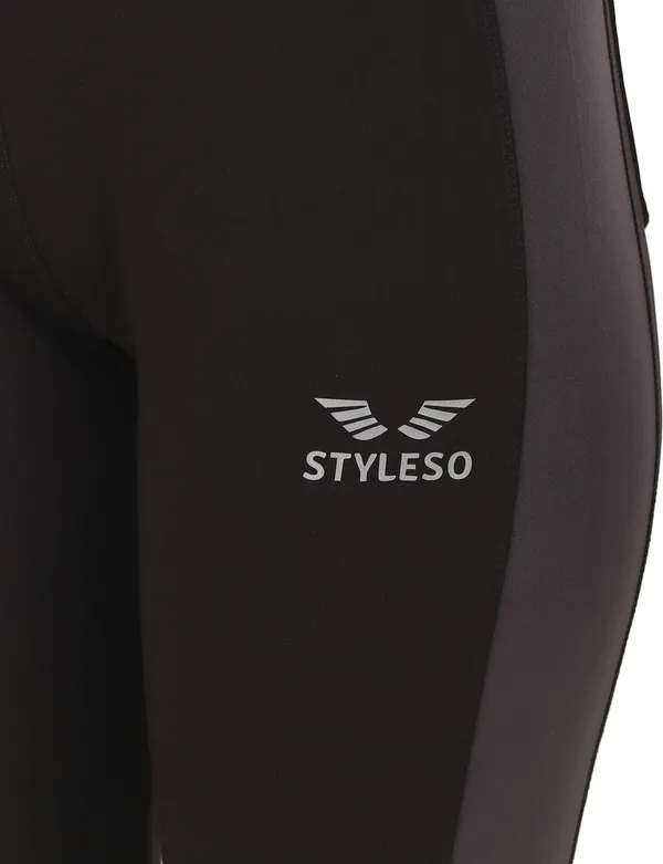 Black_Lycra_Blend_Striped_Jegging_For_Women