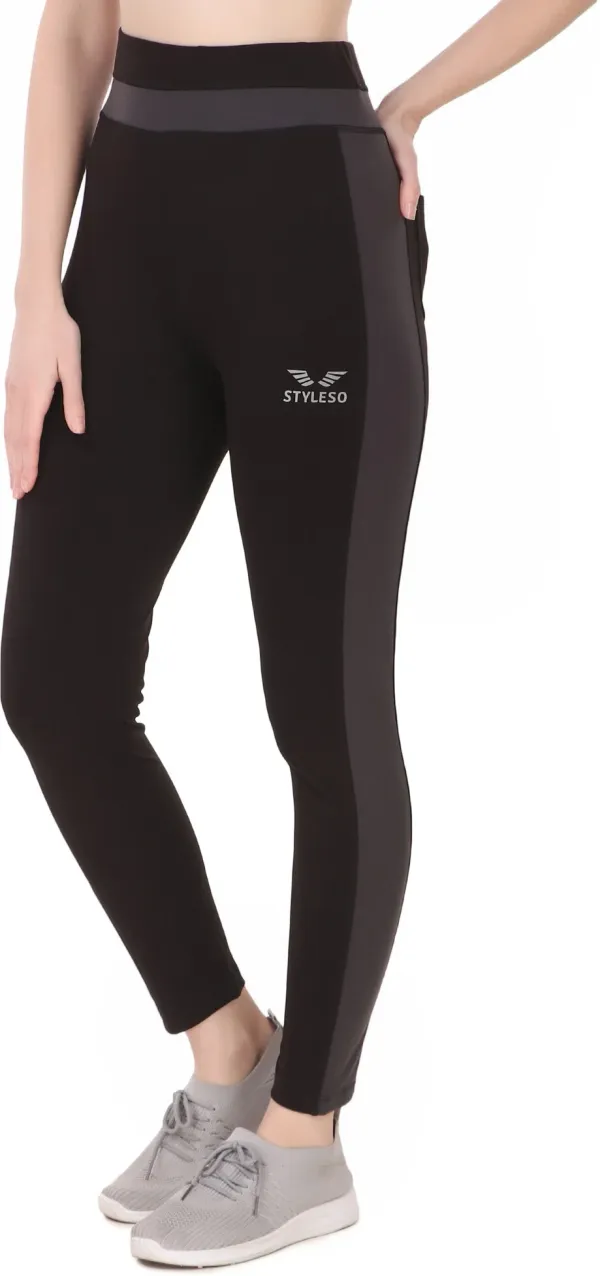 Black_Lycra_Blend_Striped_Jegging_For_Women