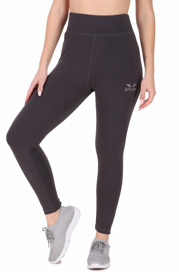 Black_Lycra_Blend_Solid_Tights_For_Women