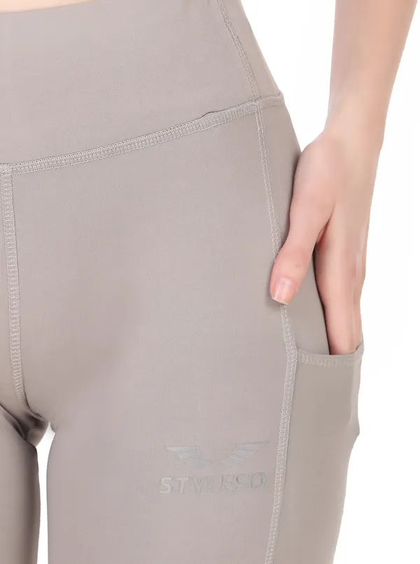 Beige_Lycra_Blend_Solid_Tights_For_Women