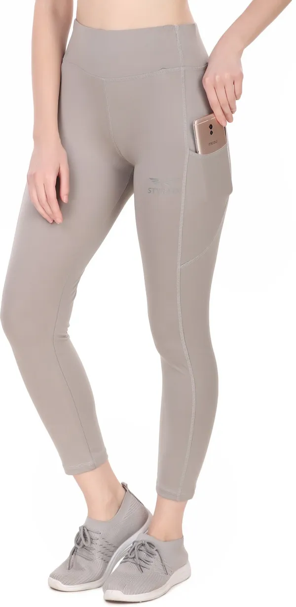 Beige_Lycra_Blend_Solid_Tights_For_Women