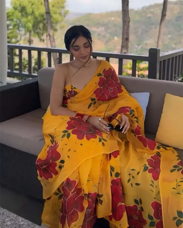 Yellow_Colour_1-Minute_Ready_To_Wear_Georgette_Saree_With_Blouse_Piece