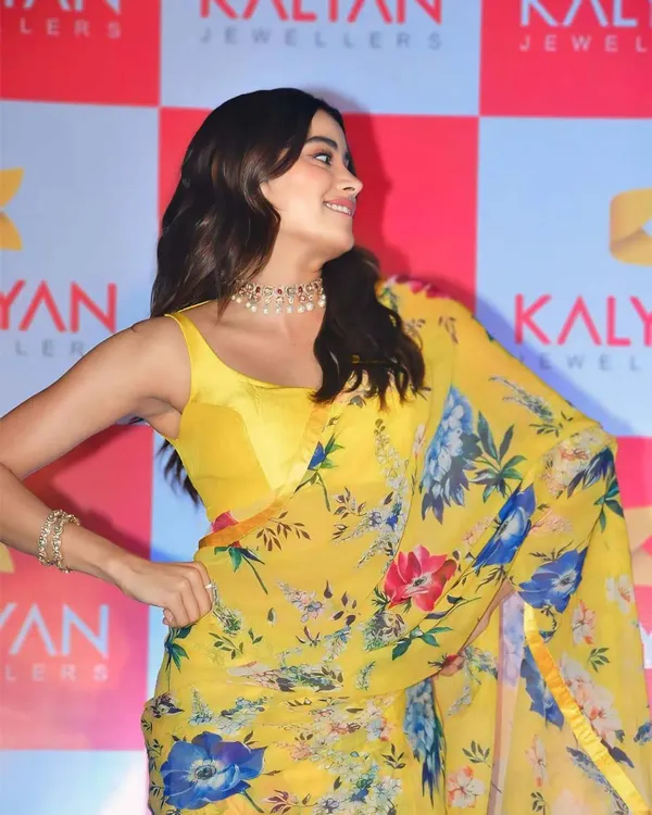 Yellow_Color_1-Minute_Ready_To_Wear_Georgette_Saree_With_Blouse_Piece