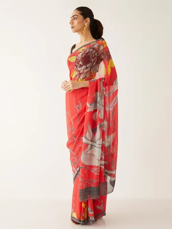 Taneira_Red_Floral_Print_Saree_With_Unstitched_Blouse