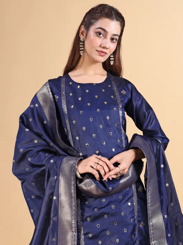Navy_Blue_Silk_Jequrd_Three-Quarter_Sleeves_Mirror_Work_Kurta_Set_With_Dupatta