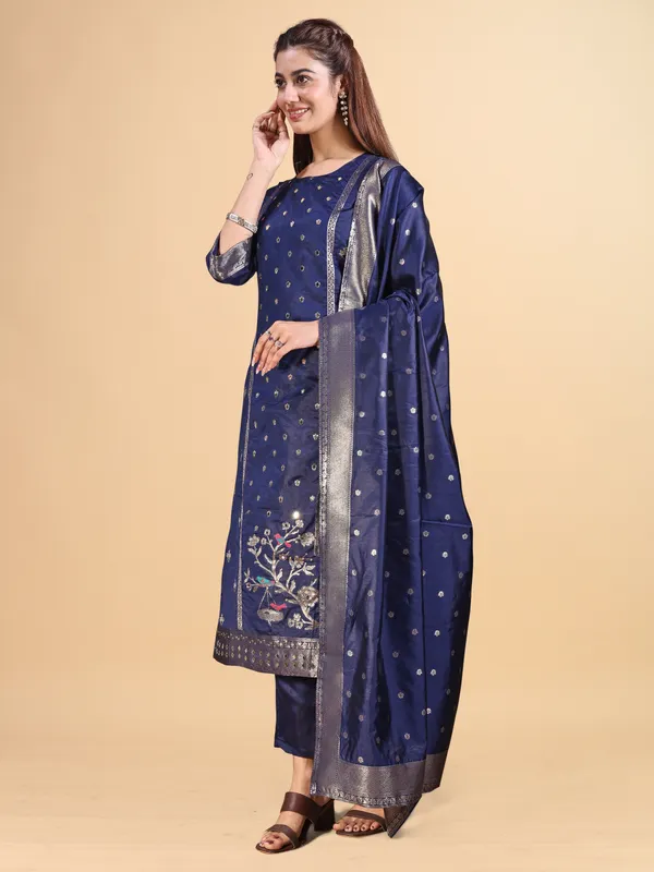 Navy_Blue_Silk_Jequrd_Three-Quarter_Sleeves_Mirror_Work_Kurta_Set_With_Dupatta