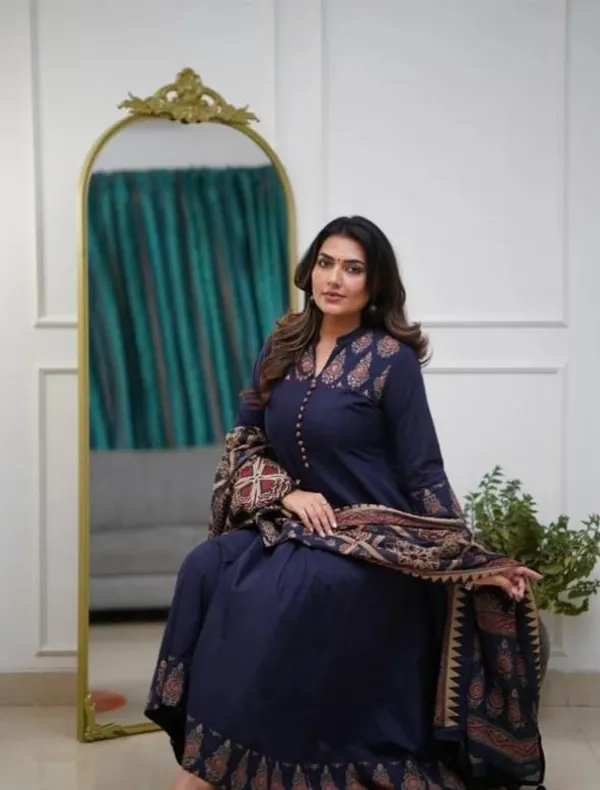 Parrrot_Colour_-_1_Minute_Ready_To_Mossy_Floral_Pure_Soft_Georgette_Silk_Saree