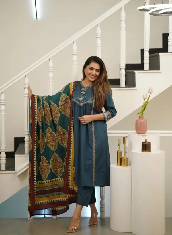 Yellow_And_Blue_Colour_1-Minute_Ready_To_Wear_Georgette_Saree_With_Blouse_Piece