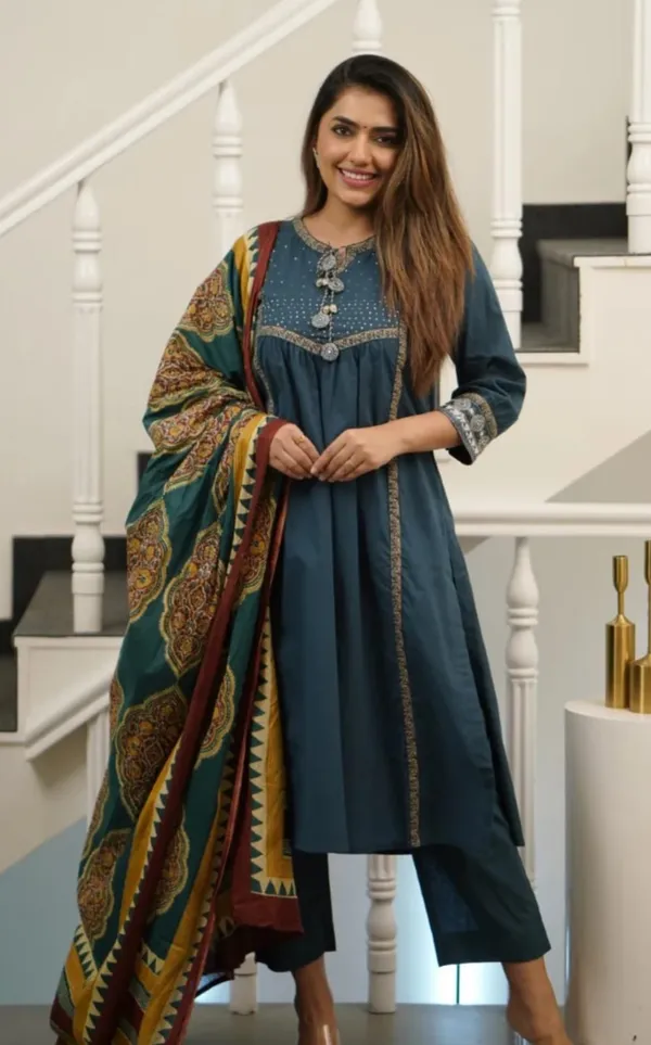 Yellow_And_Blue_Colour_1-Minute_Ready_To_Wear_Georgette_Saree_With_Blouse_Piece