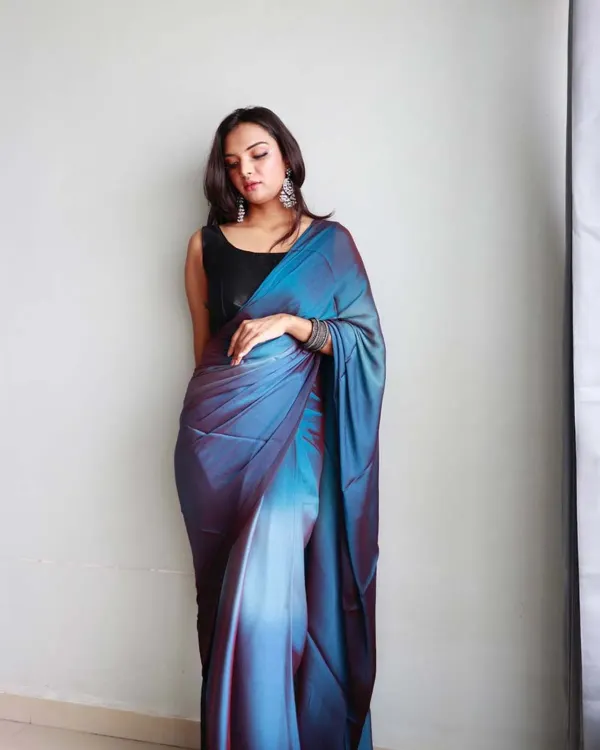Blooming_1-Minute_Ready_To_Wear_Blue_Georgette_Saree_With_Blouse_Piece
